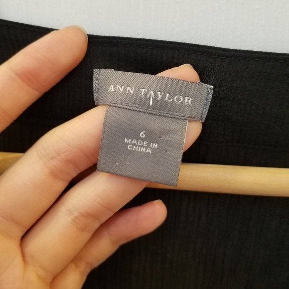 Ann Taylor v neck long sleeve tunic - Picture 6 of 7